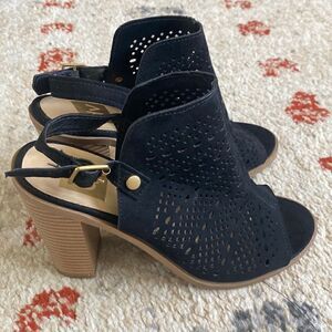 Women's Block Heel Sandals Black size 6.5